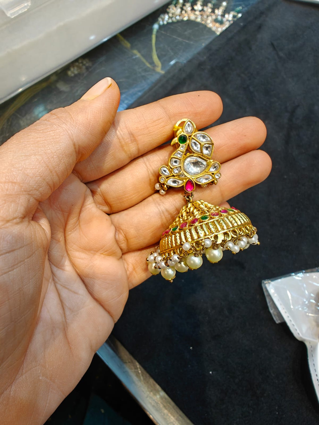 kundan jhumka