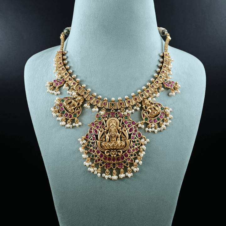 Guttapusalu Lakshmi Design Necklace Set