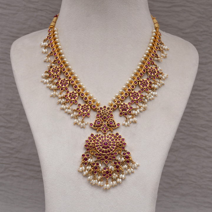 Guttapusal Necklace Set