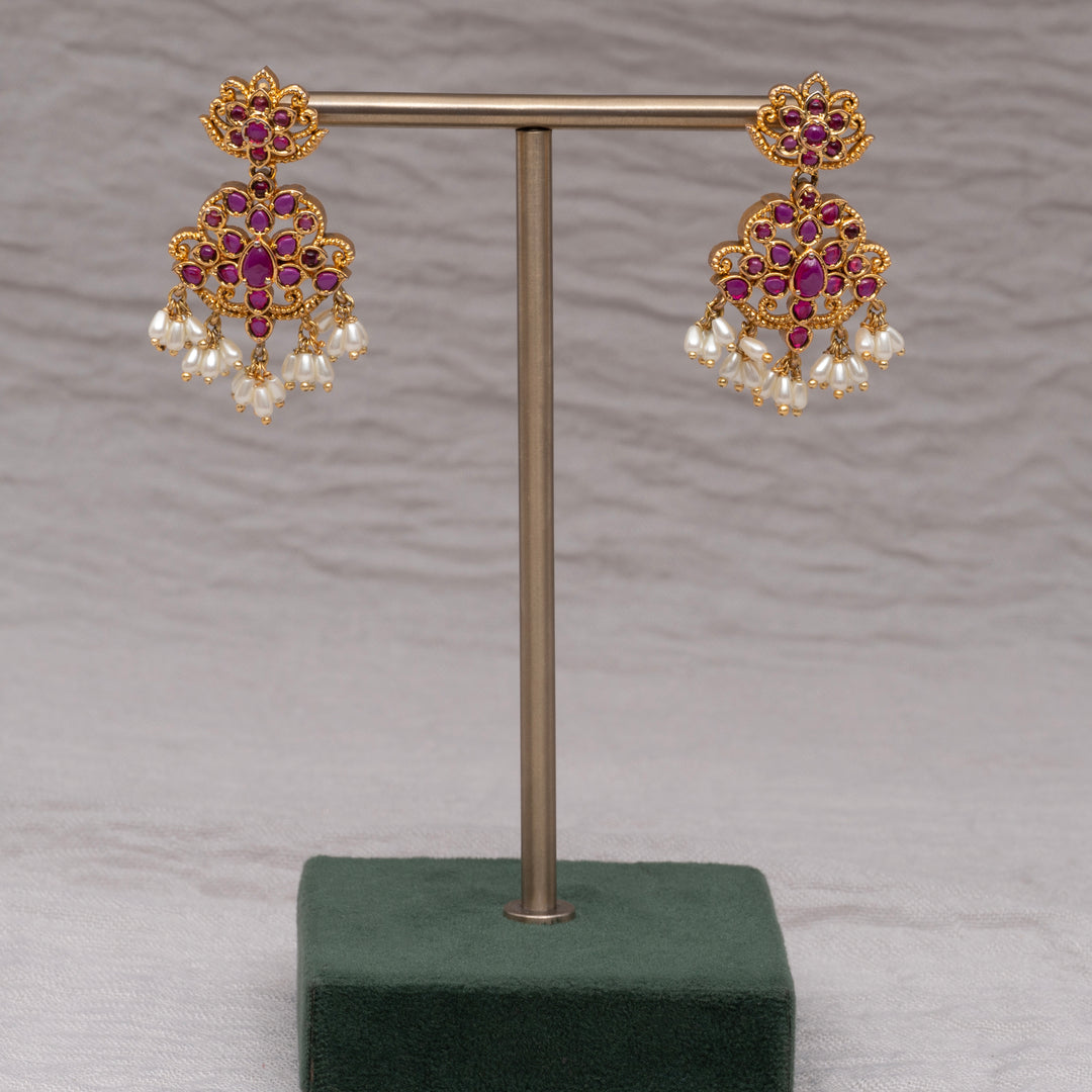 Guttapusal Necklace Set