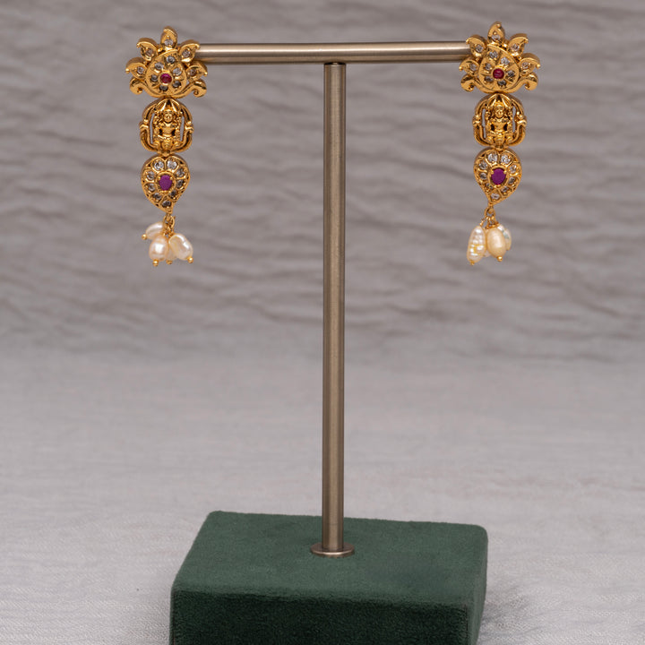 Guttapusal Necklace Set