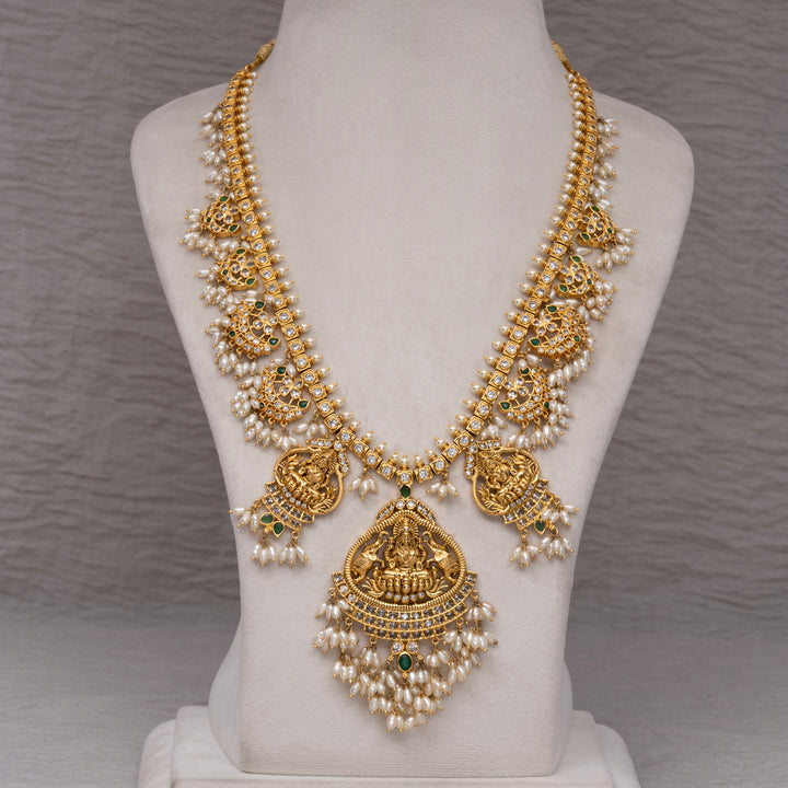 Royal Guttapusal Necklace Set