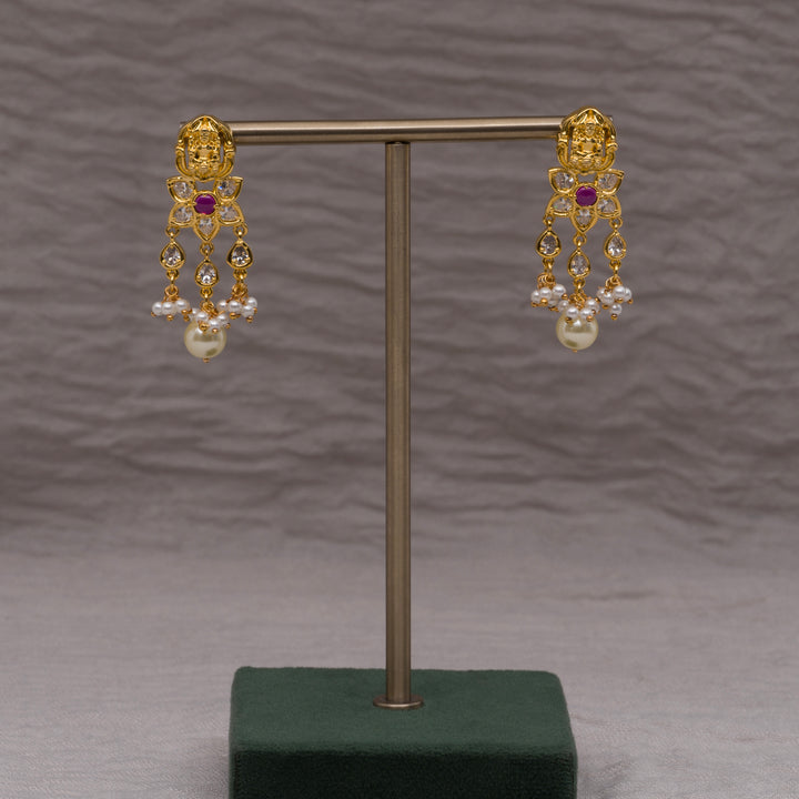 Guttapusal Necklace Set