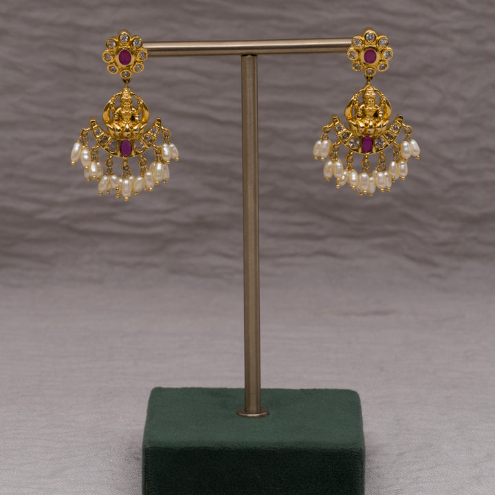 Royal Guttapusal Necklace Set