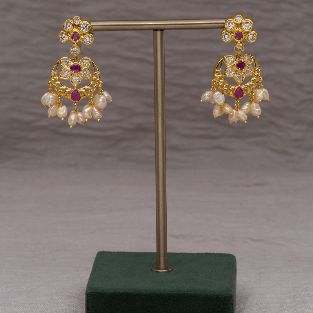 Guttapusal Necklace Set