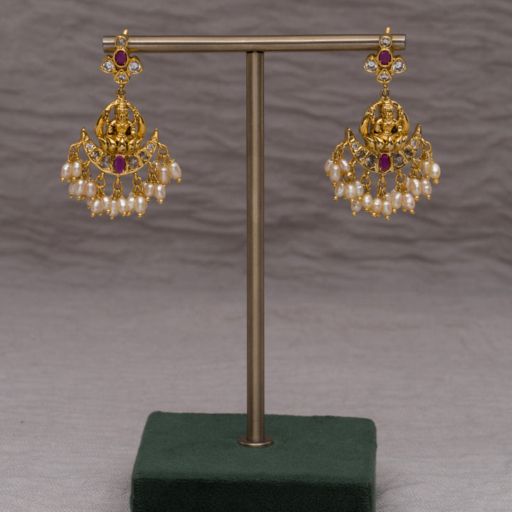 Royal Guttapusal Necklace Set