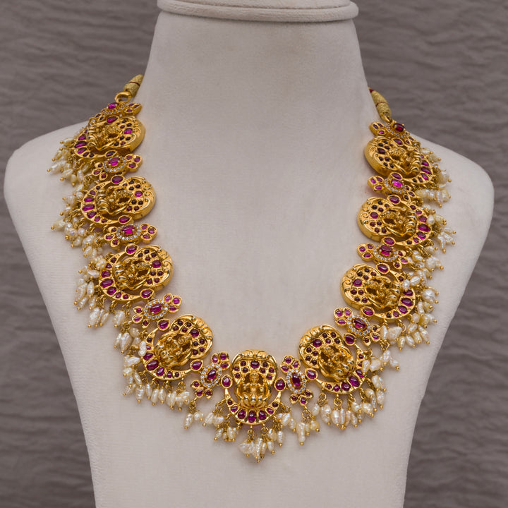 Royal Guttapusal Necklace Set