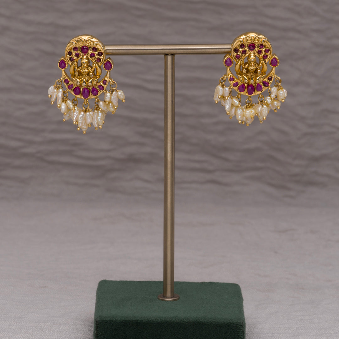 Royal Guttapusal Necklace Set