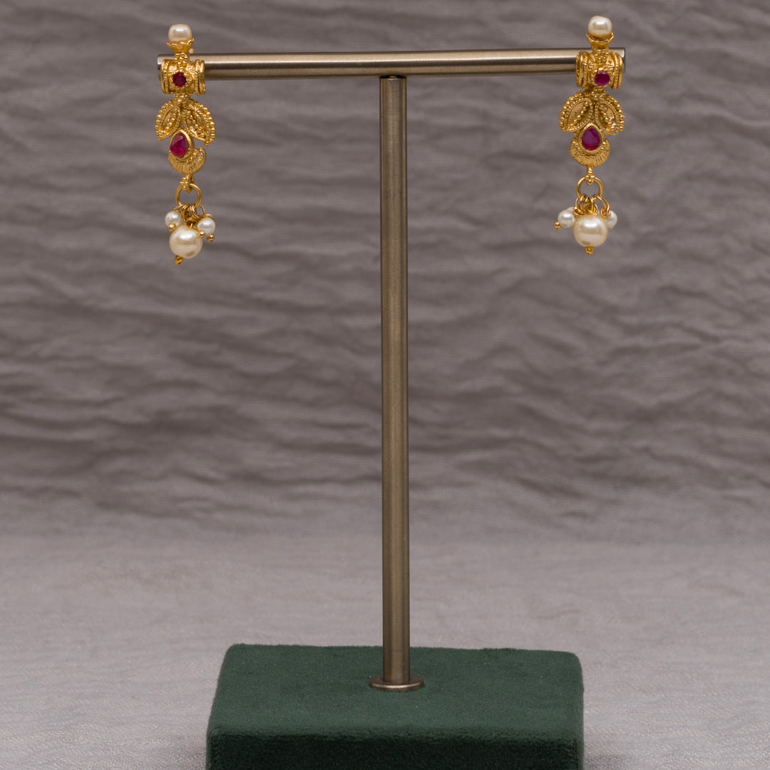 Guttapusal Necklace Set