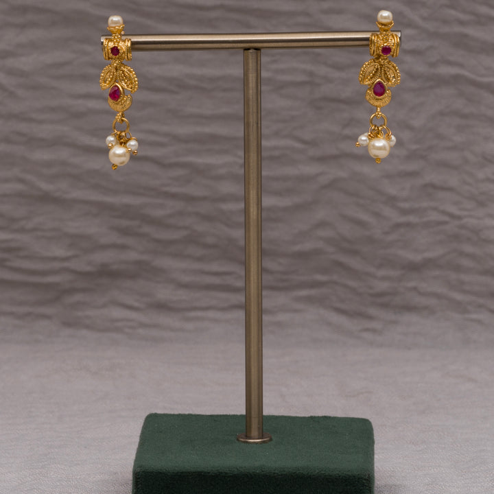 Guttapusal Necklace Set