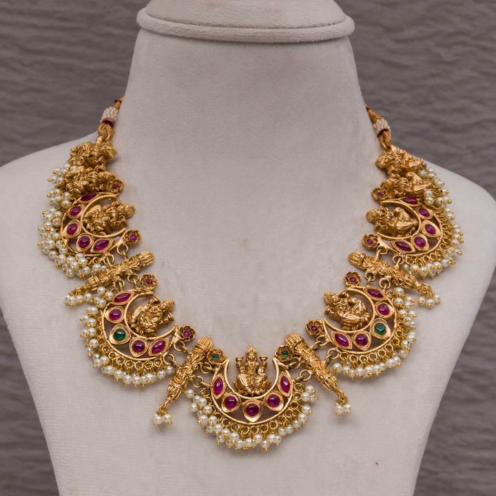 Luxury Guttapusal Necklace Set