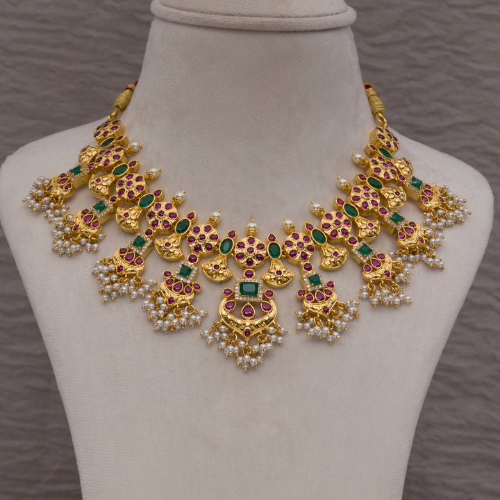 Guttapusal Necklace Set