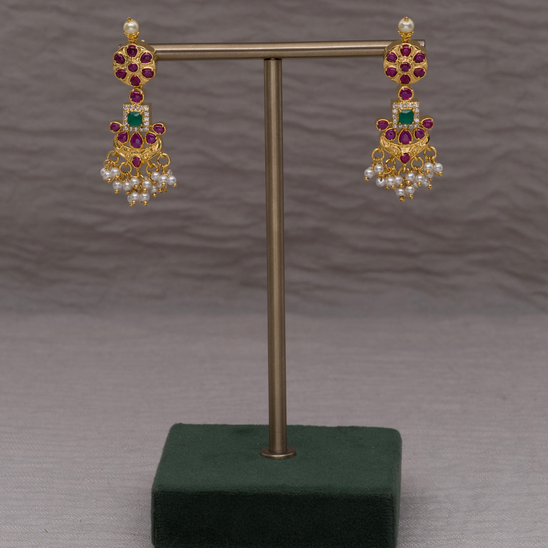 Guttapusal Necklace Set