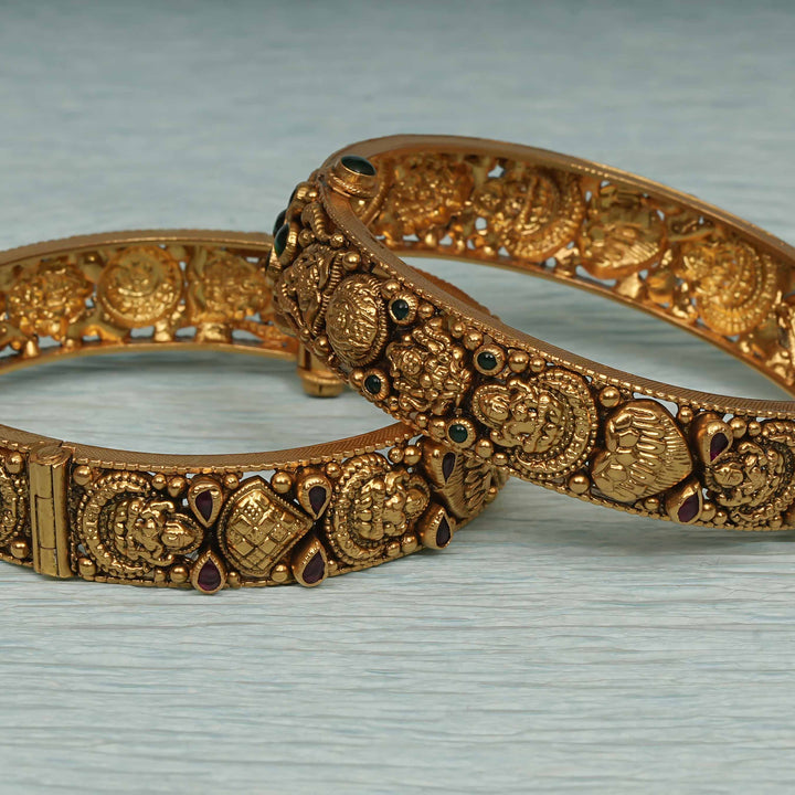 Temple Kundan Bangles