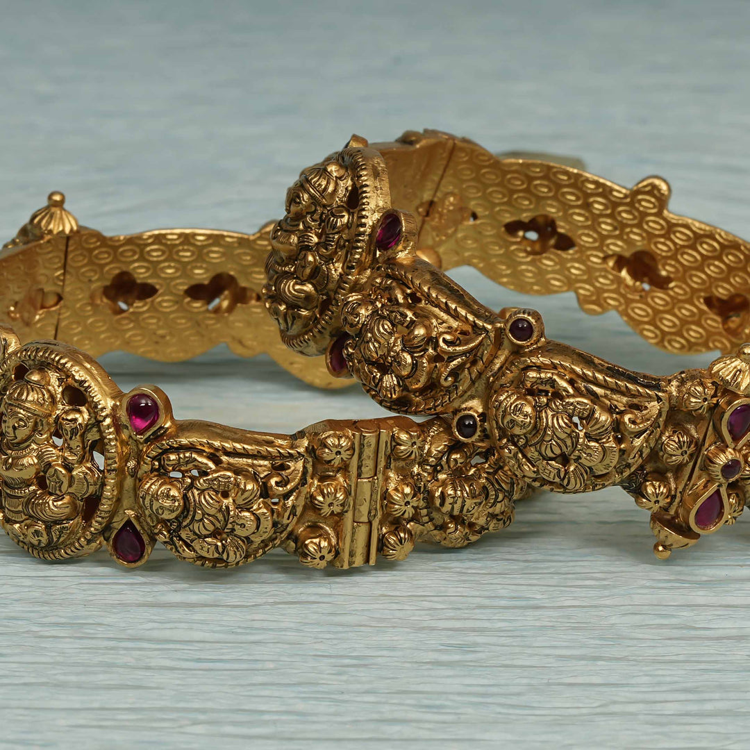 Temple Kundan Bangles