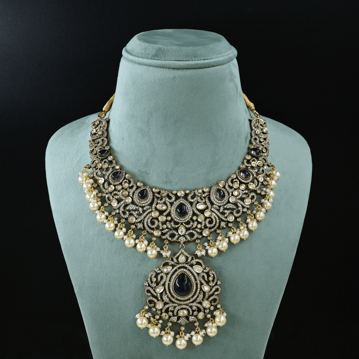 Victorian Heavy Necklace Set