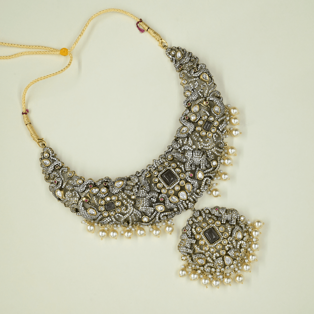 Victorian Heavy Necklace Set