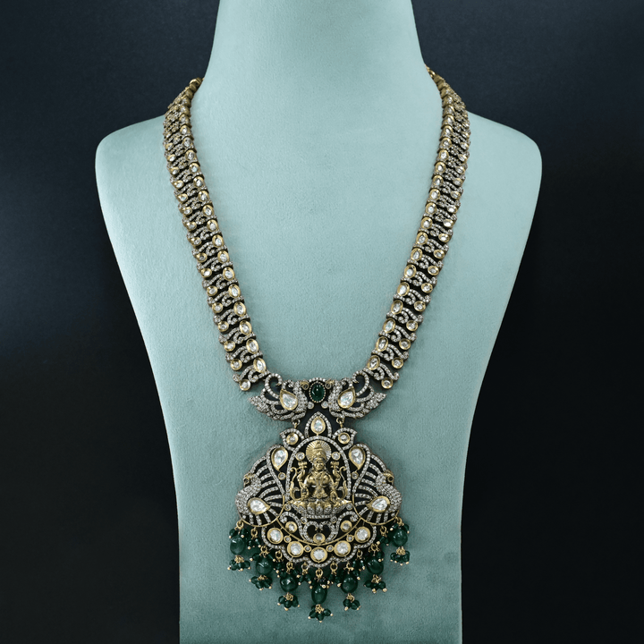 Victorian Heavy Necklace Set