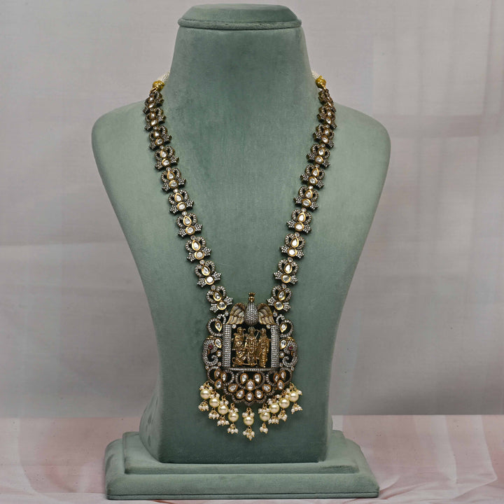 Victorian Necklace Set